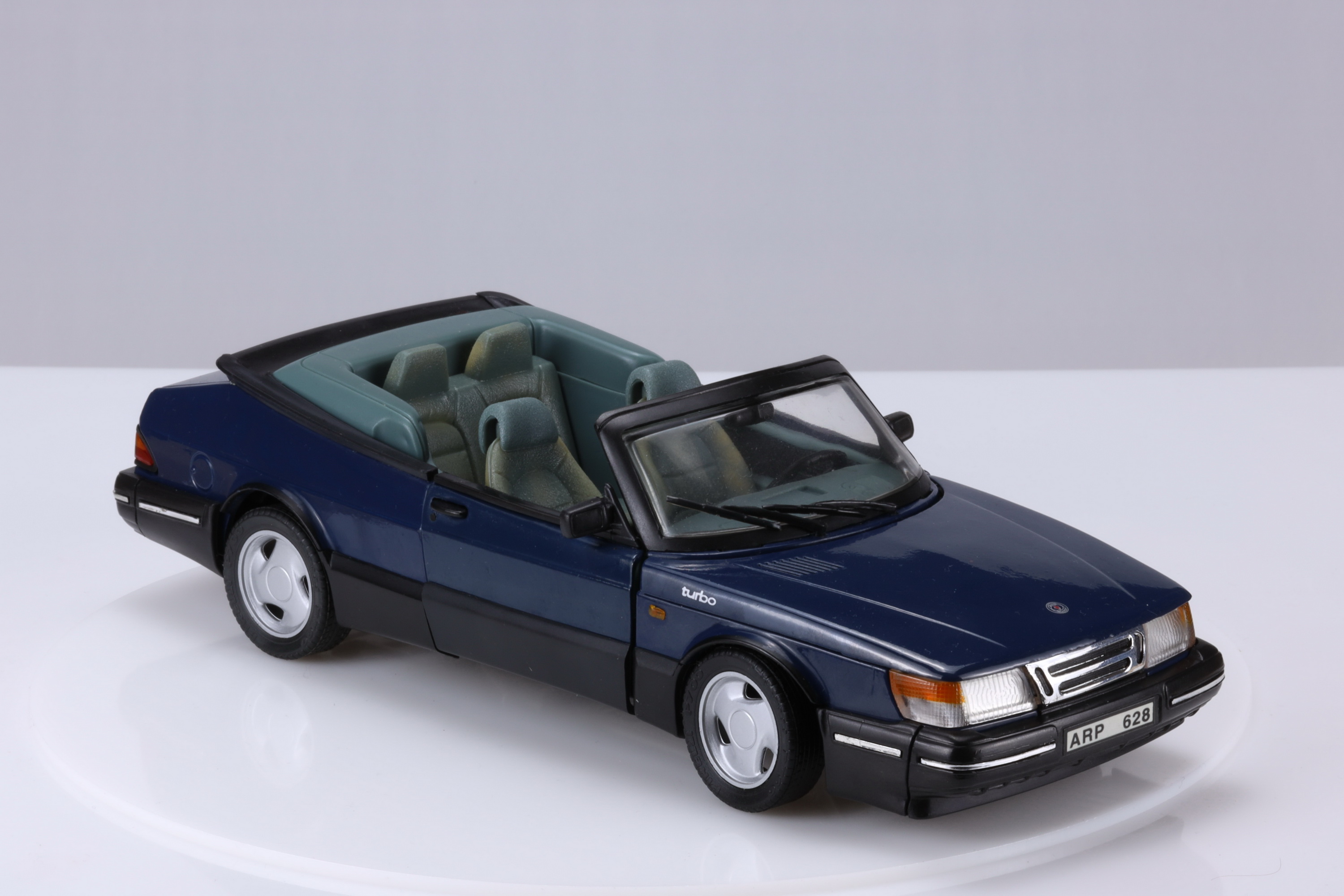 900 - 1992 Cabrio Turbo 16 S Bild 14
