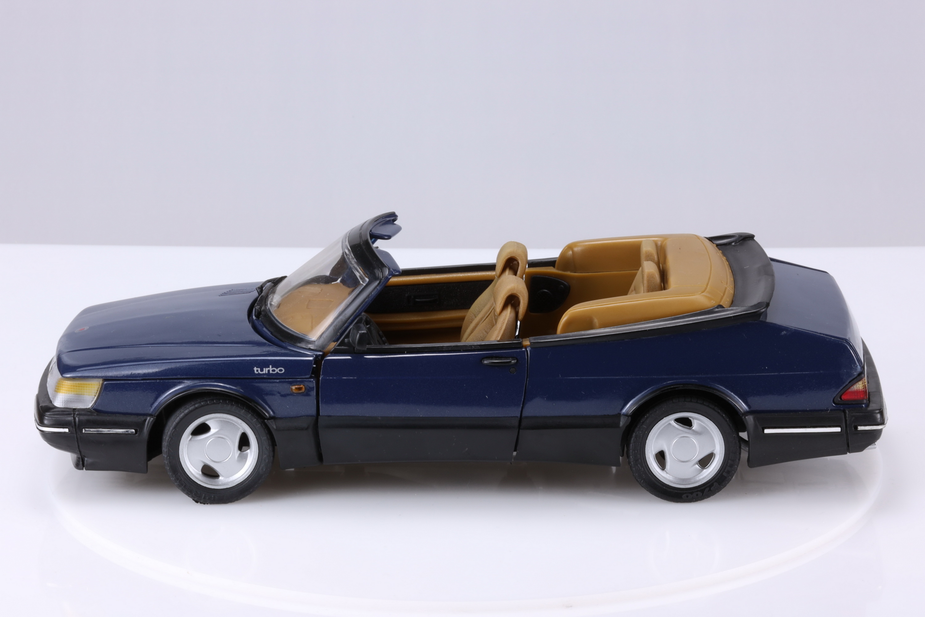 900 - 1992 Cabrio Turbo 16 S Bild 68