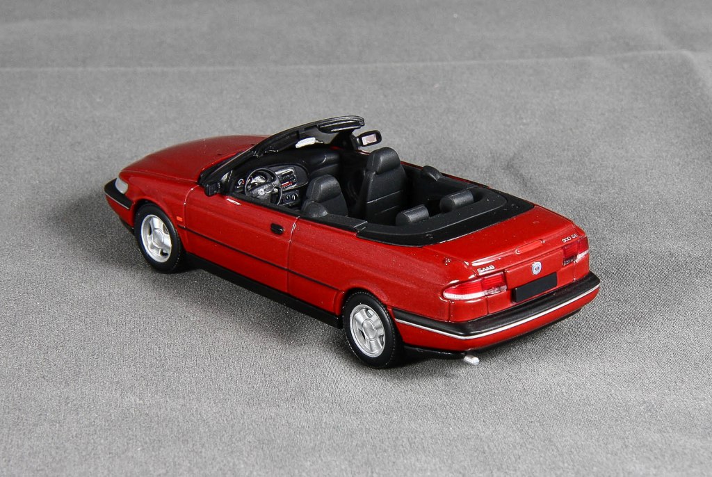 900 - 1995 Cabrio SE Bild 2