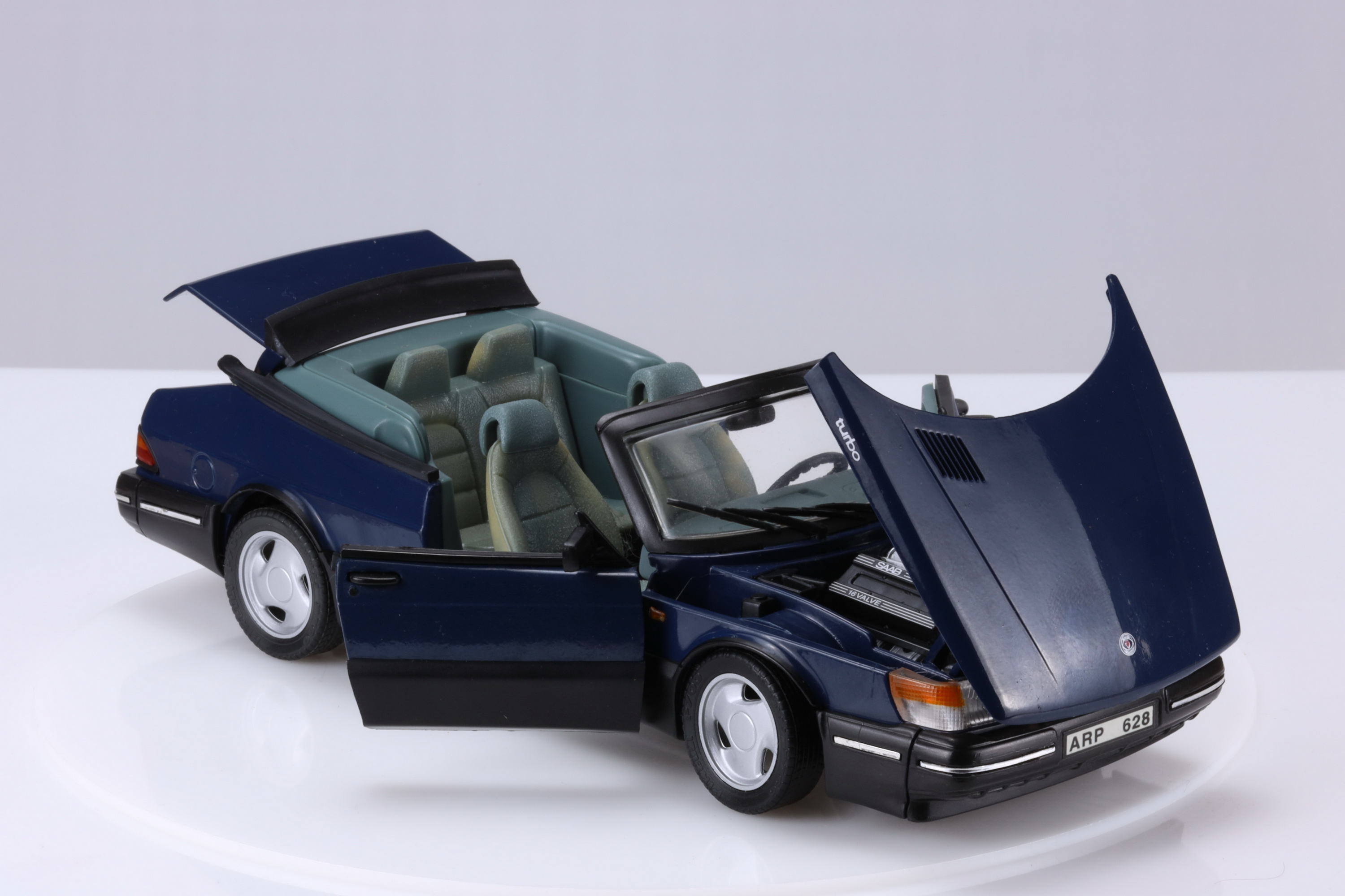 900 - 1992 Cabrio Turbo 16 S Bild 16