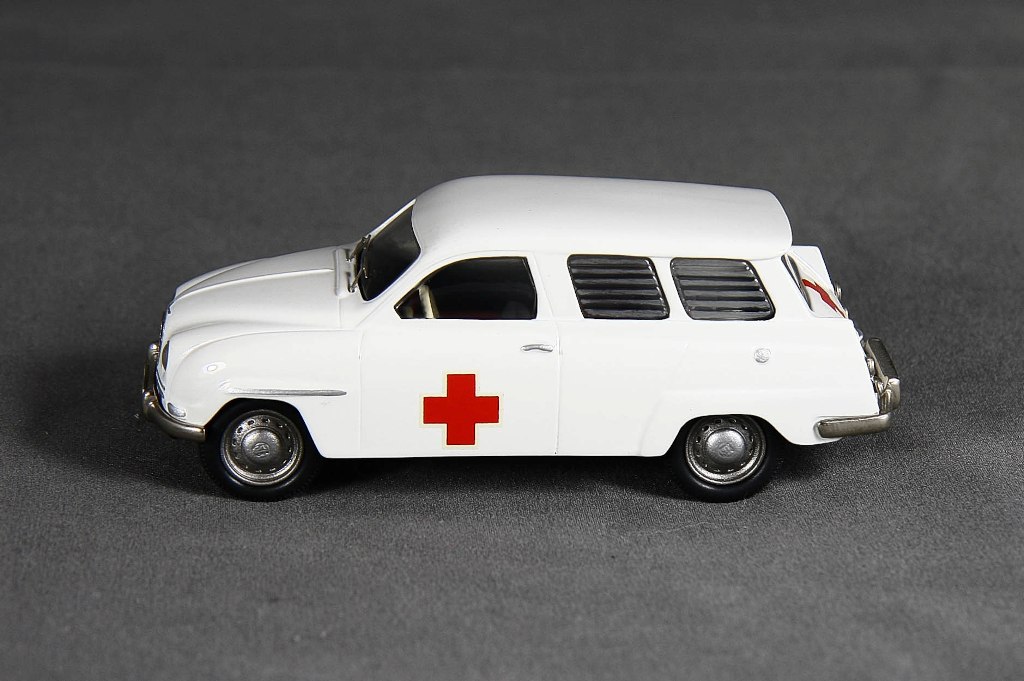 95 - 1960 two-stroke Ambulance Bild 4