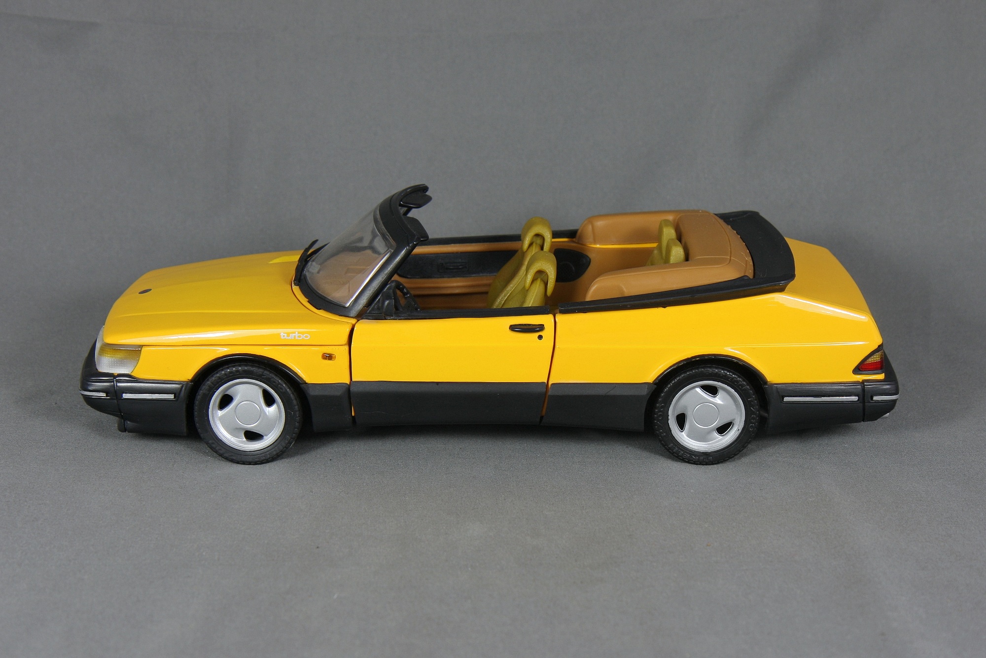 900 - 1992 Cabrio Turbo 16 S Bild 28