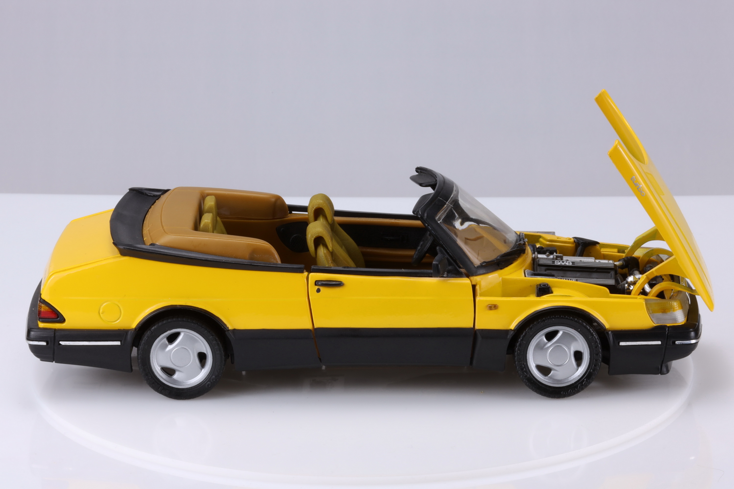 900 - 1992 Cabrio Turbo 16 S Bild 42