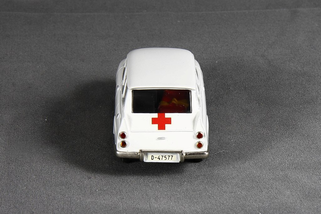 95 - 1960 two-stroke Ambulance Bild 8