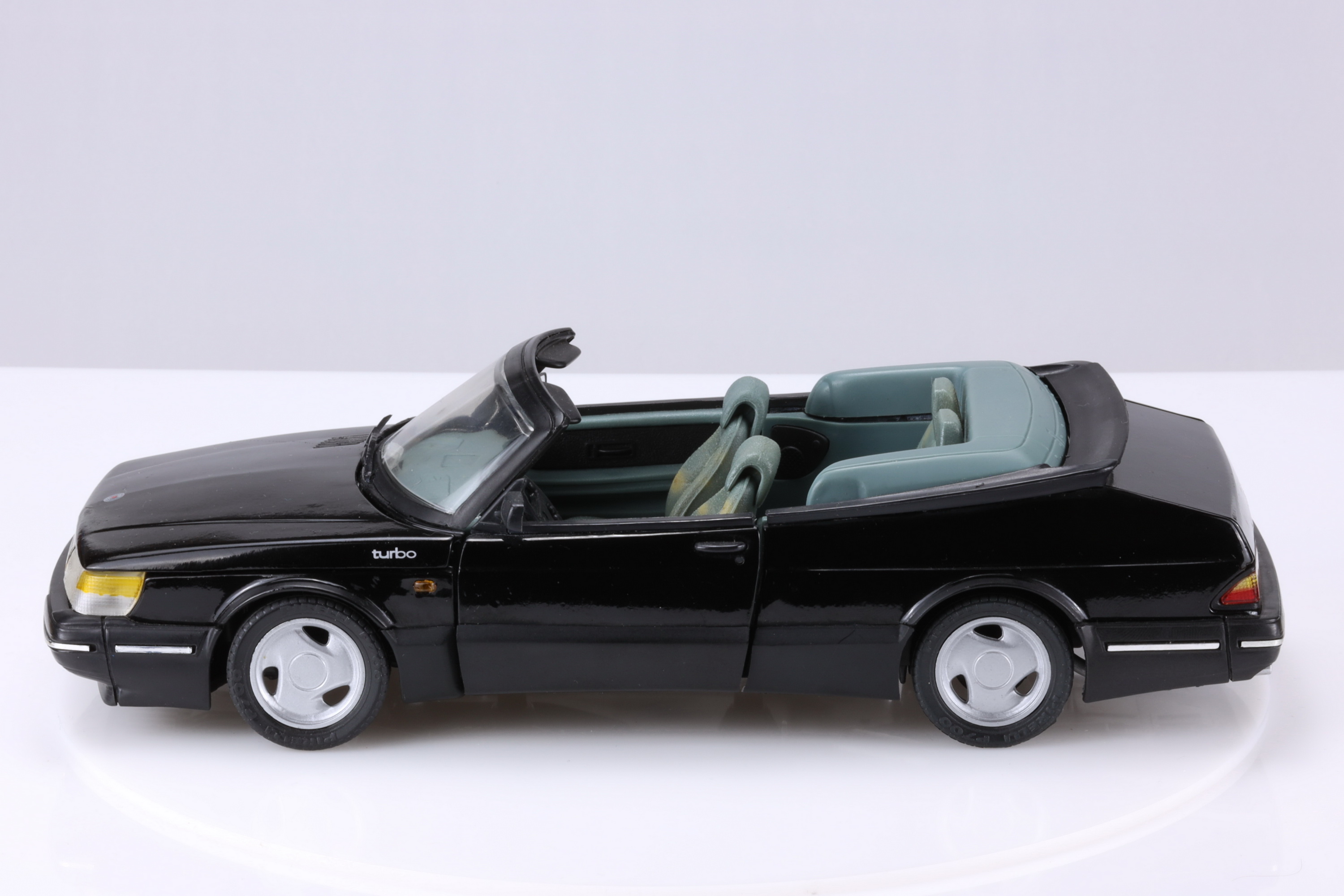 900 - 1992 Cabrio Turbo 16 S Bild 8
