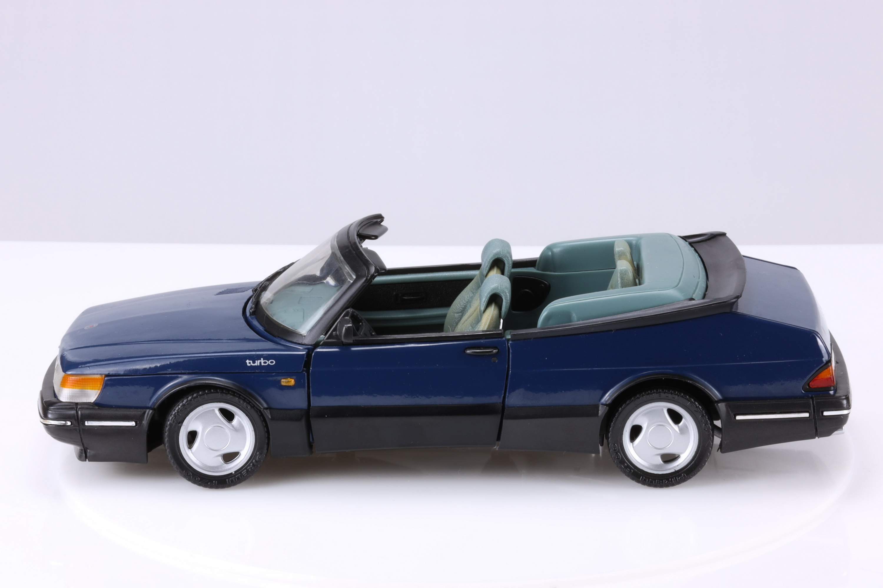 900 - 1992 Cabrio Turbo 16 S Bild 20