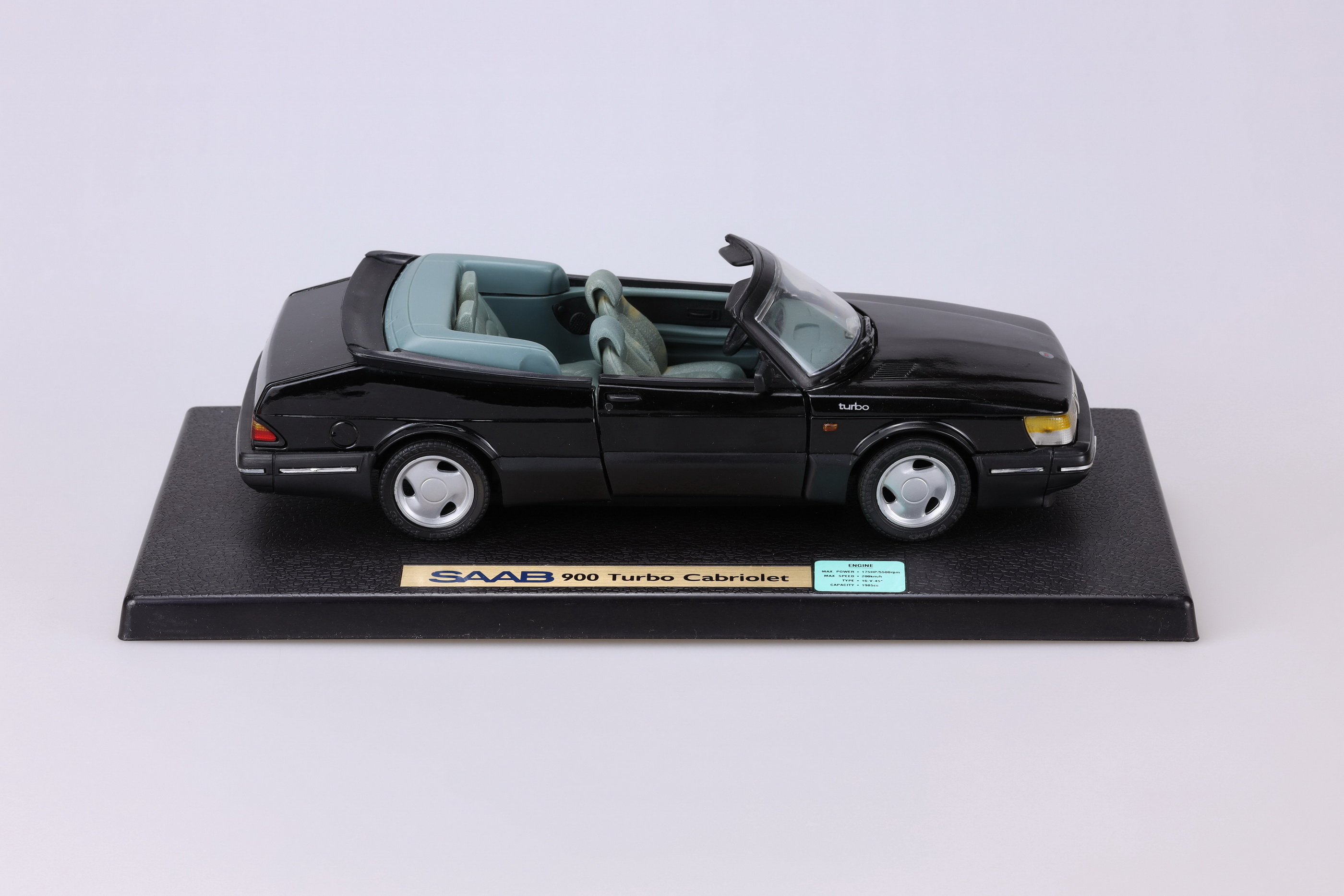 900 - 1992 Cabrio Turbo 16 S Bild 12